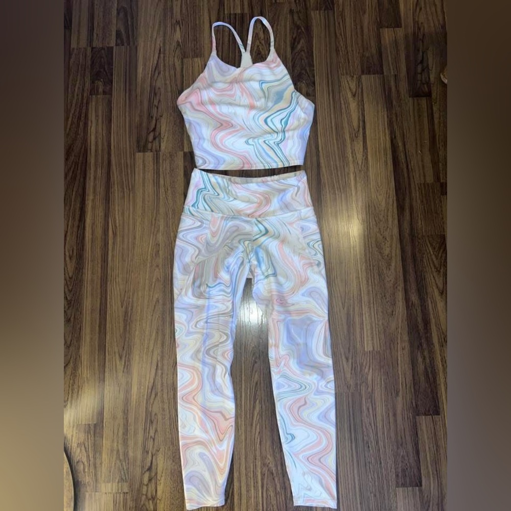 Old Navy Colorful Swirl Activewear Set